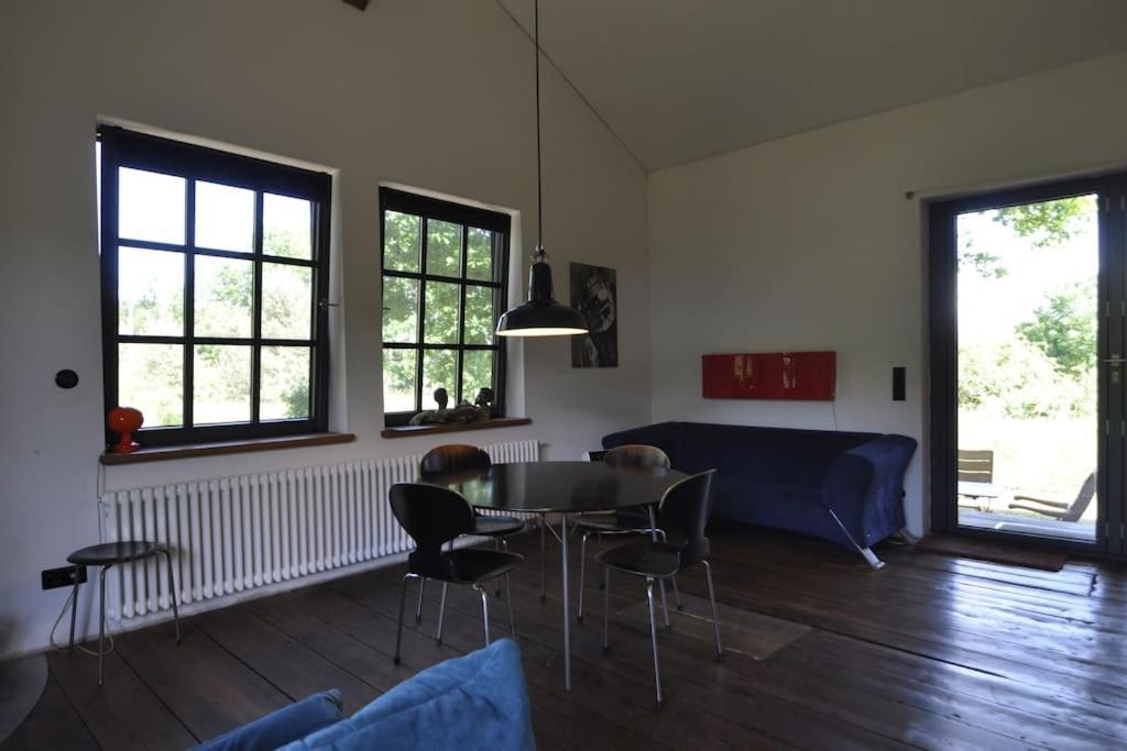 Romantisches Studio Am Waldesrand Mit Gartensauna Schwarz  Dış mekan fotoğraf